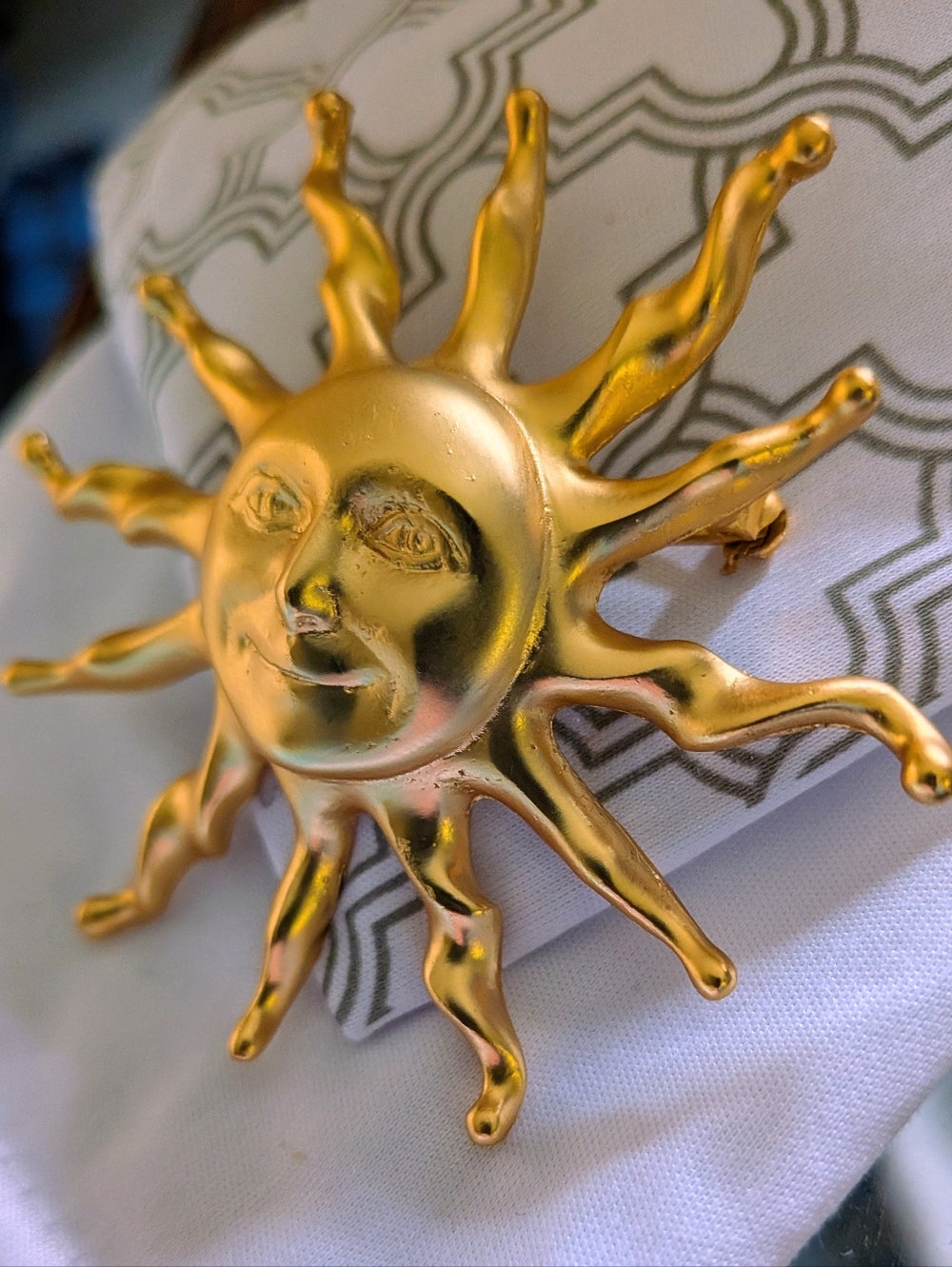 Bright Gold Sunshine Brooch Vintage Parklane Jewelry Sunny New Happy Sun